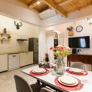 Westend Apartment