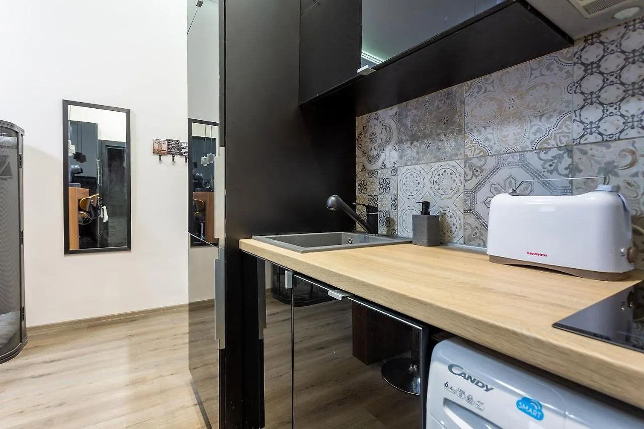 Goldcentral Apartments Akacfa Studios بودابست
